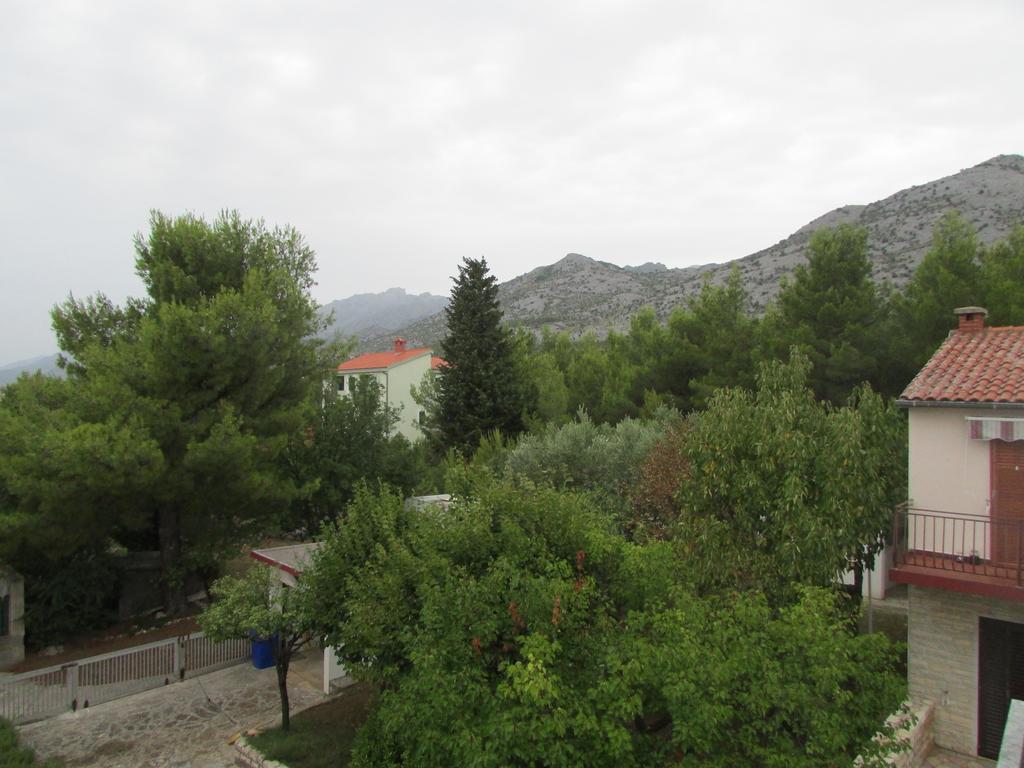 Apartmani I Sobe Grga Starigrad Paklenica Zimmer foto